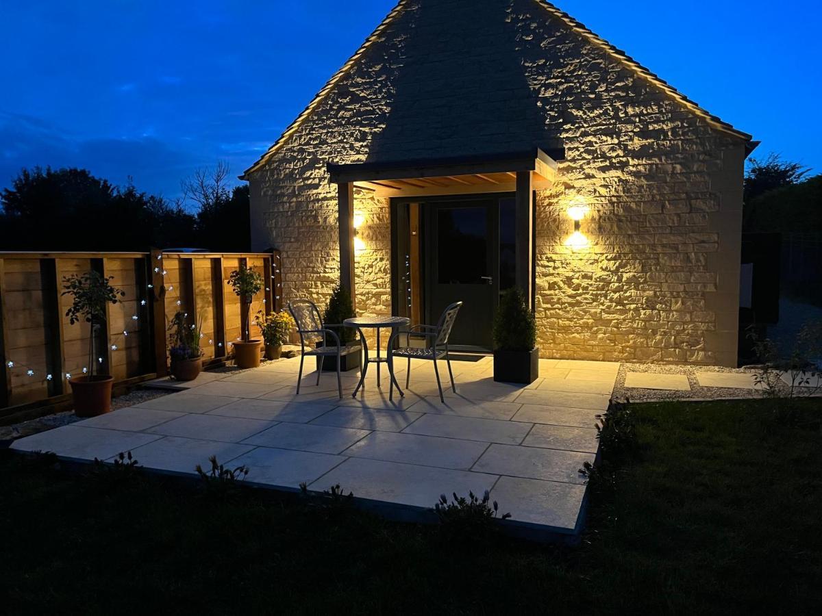 Luxury Lodge @ Ewen Barn - Private 5* Retreat Cirencester Esterno foto